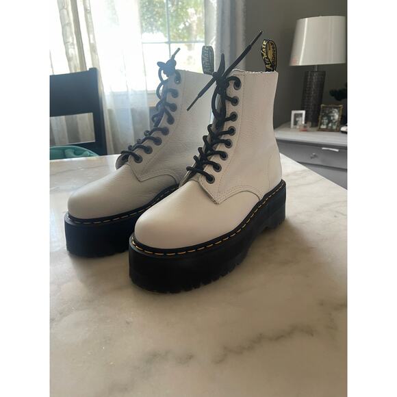 NEW Dr. Martens 1460 Pascal Max White Leather Platform Combat Boots - Picture 6 of 13